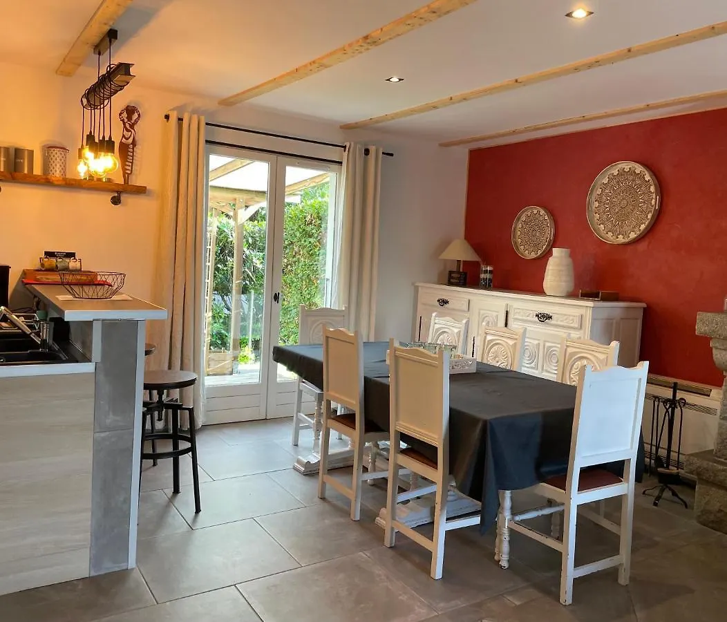 Belle Maison Renovee, 650M De La Plage, Grand Jardin, Classee Meuble De Tourisme 3 Etoiles 0*, Ile-Tudy